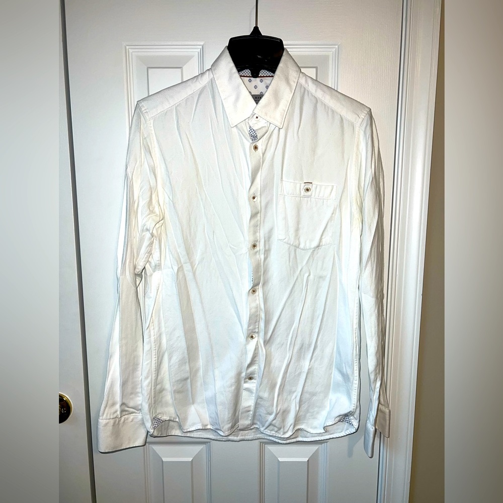 Men’s Ted Baker London long sleeve button up shirt size 3 (M)